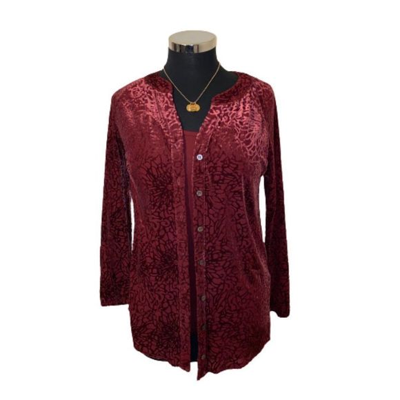 🆕Intro. Stretch Petite Burgandy Top size PM - Picture 9 of 9